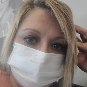 Meet your Posher, Donya